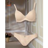 Akciós méretek! - Kelly szivacsos melltartó, púder